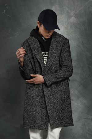 mlb-stores-for-men-neuchatel-ALESSANDRO-GILLES-5